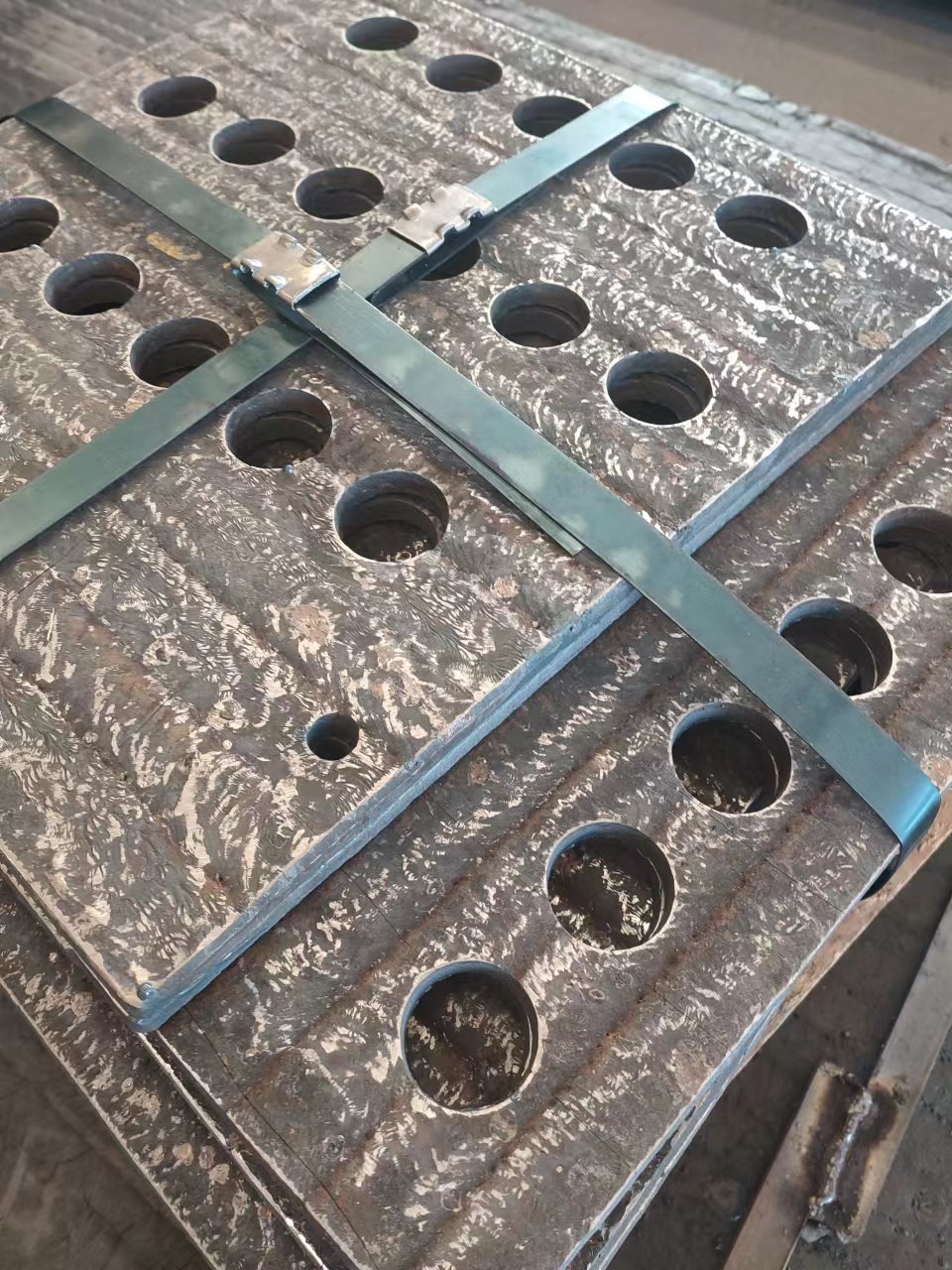 河北耐磨板切割