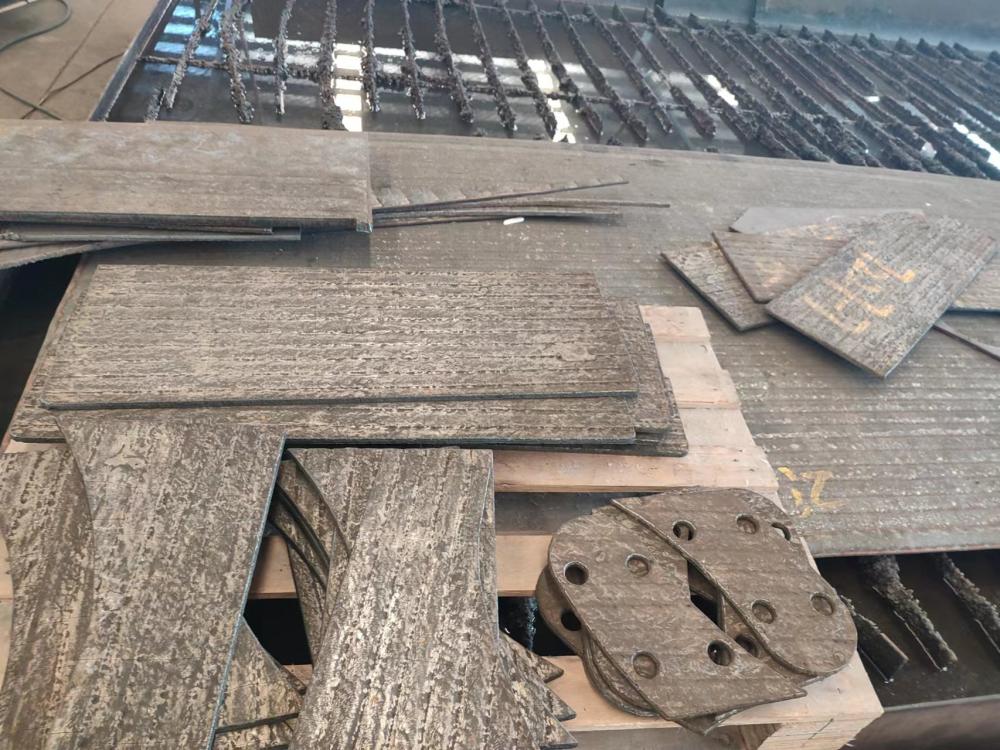 河北高强度堆焊耐磨钢板