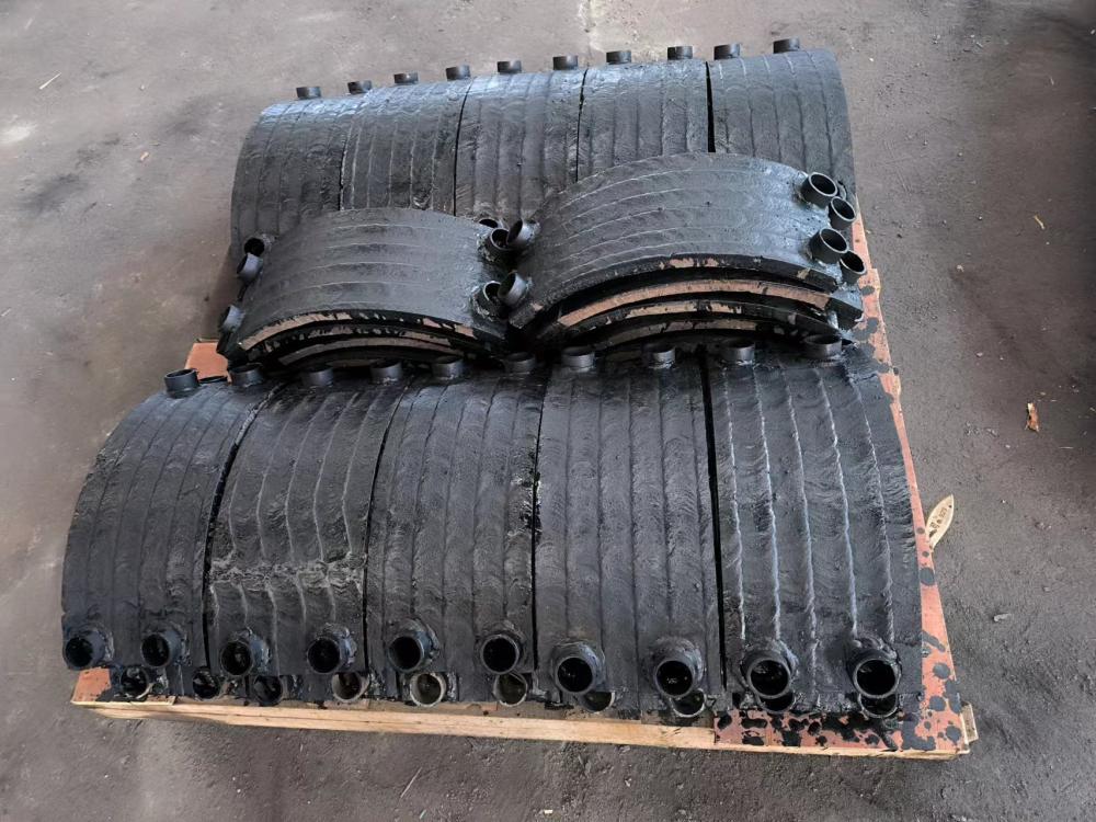 河北堆焊耐磨板弧板