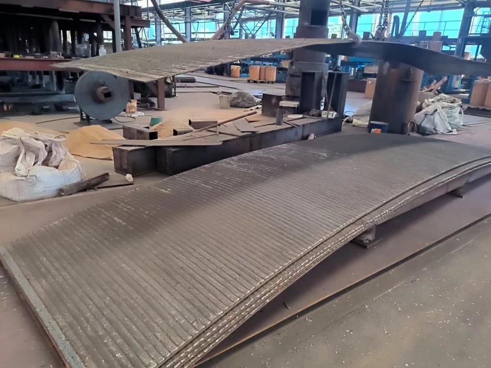 河北堆焊耐磨板江苏耐磨板厂家