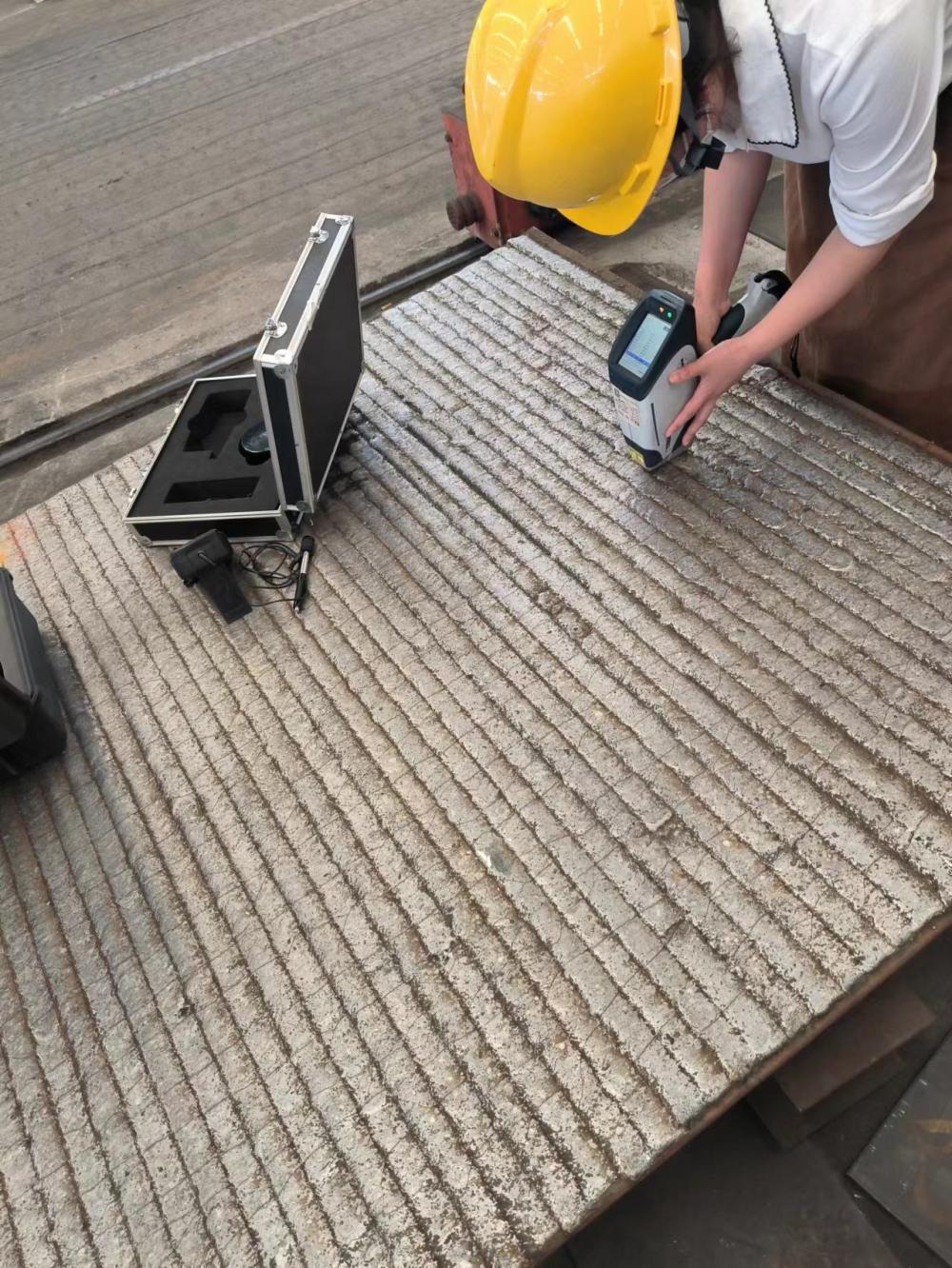 河北高铬耐磨板8+6 10+4 12+8